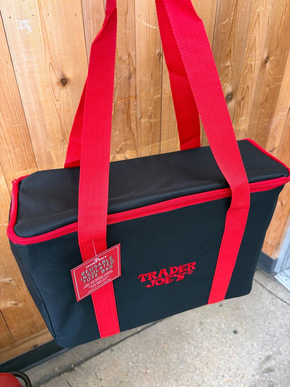 Trader Joe’s Large Reusable Insulated Cooler Bag Shopping Tote — Black + Red NWT